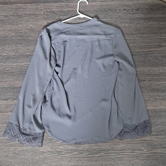 Jealous Tomato Gray Blouse - Picture 5 of 5